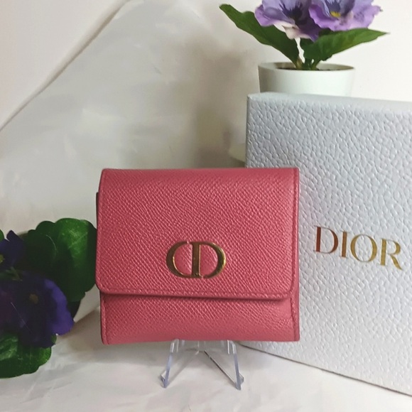 Christian Dior Pink Trifold Wallet - Picture 5 of 8